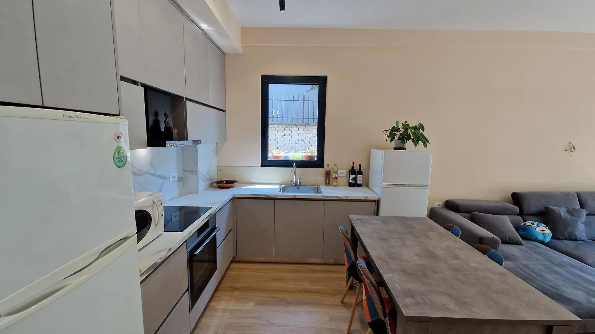 Villa Laci Apartment Tirana Albania