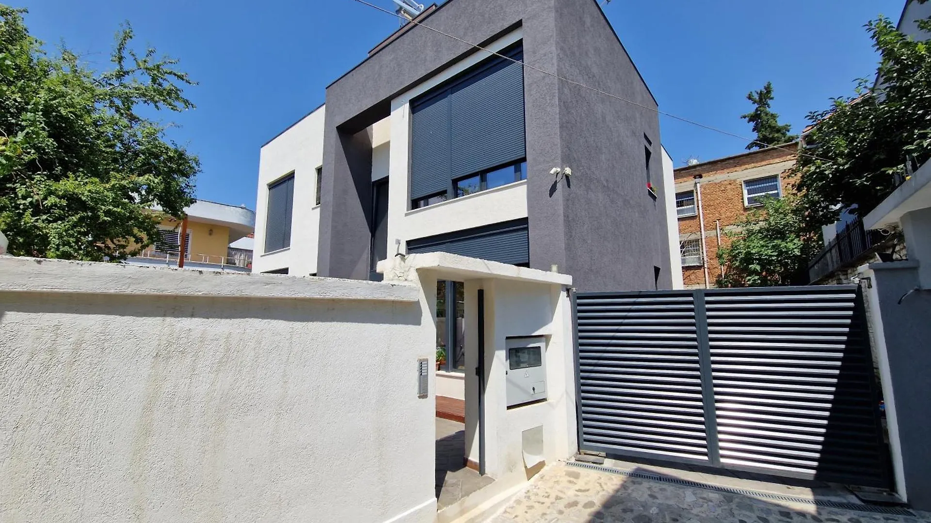 Villa Laci Apartment Tirana